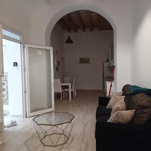 https://apartamento-veedor-19-das-y-muchas-noches.hotelsincadiz.net